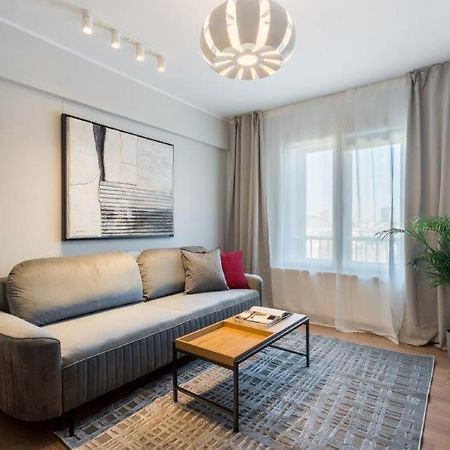 Downtown Modern - 2Br Apartment ブカレスト エクステリア 写真