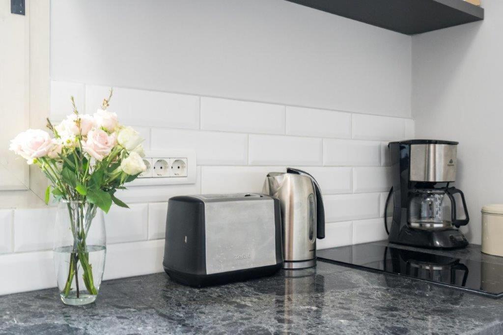 Downtown Modern - 2Br Apartment ブカレスト エクステリア 写真